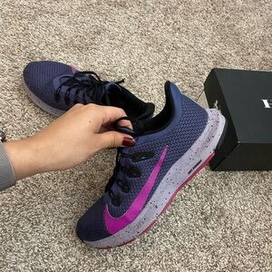 Nike 7
Purple